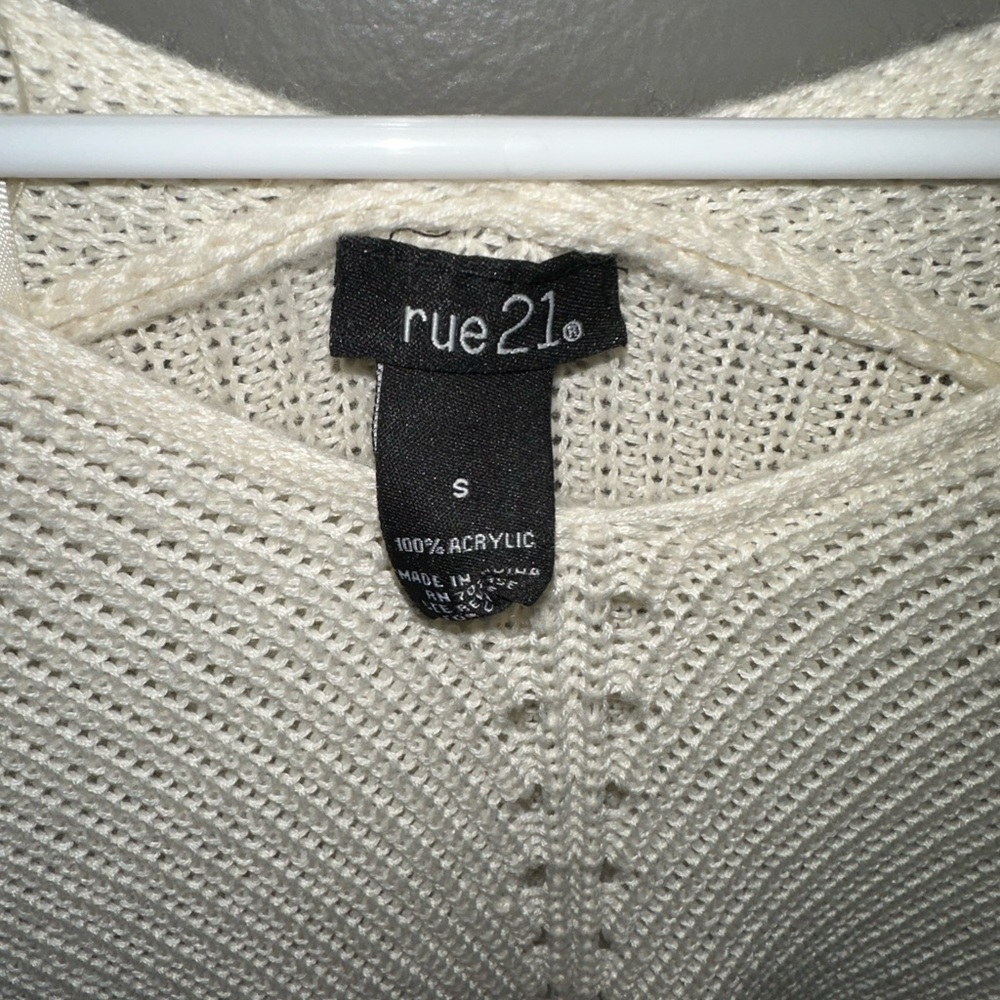 Sweater - Picture 2 of 3